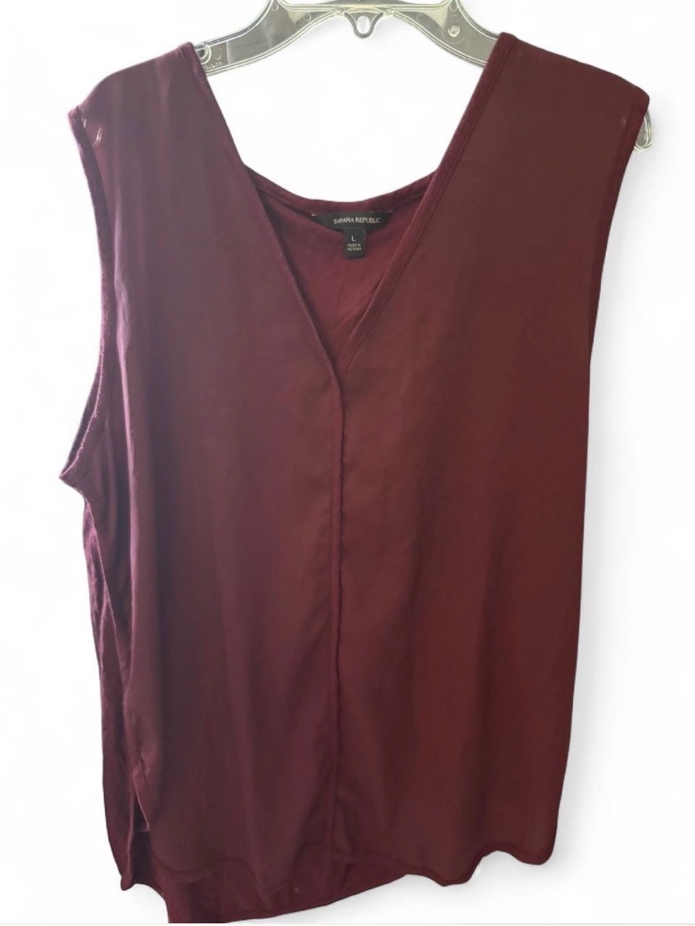 Banana Republic Sleeveless V-Neck Tank - Wine